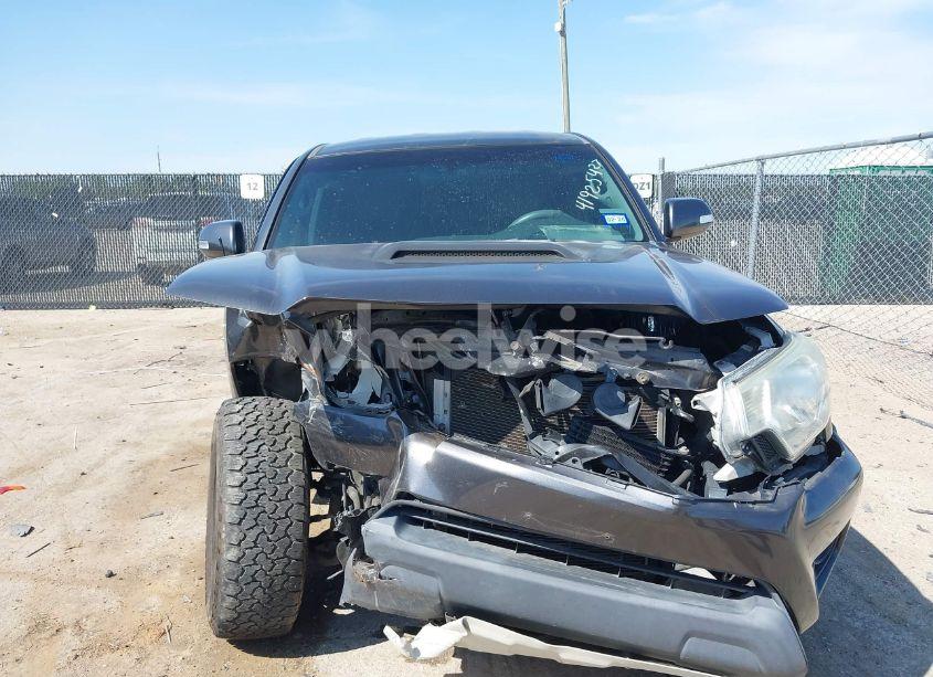 Photo 12 of 2015 Toyota Tacoma PRERUNNER V6 (VIN 3TMKU4HN6FM044286)
