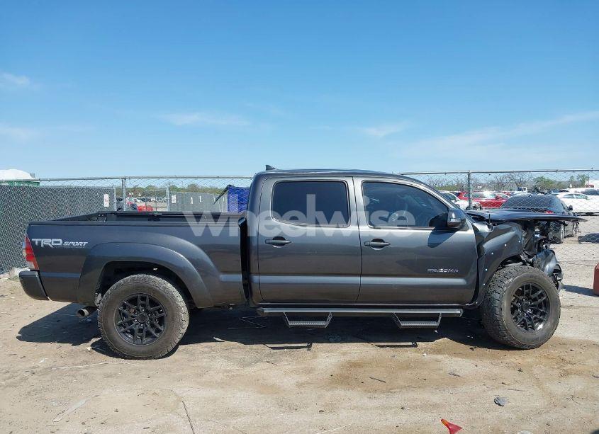 Photo 13 of 2015 Toyota Tacoma PRERUNNER V6 (VIN 3TMKU4HN6FM044286)
