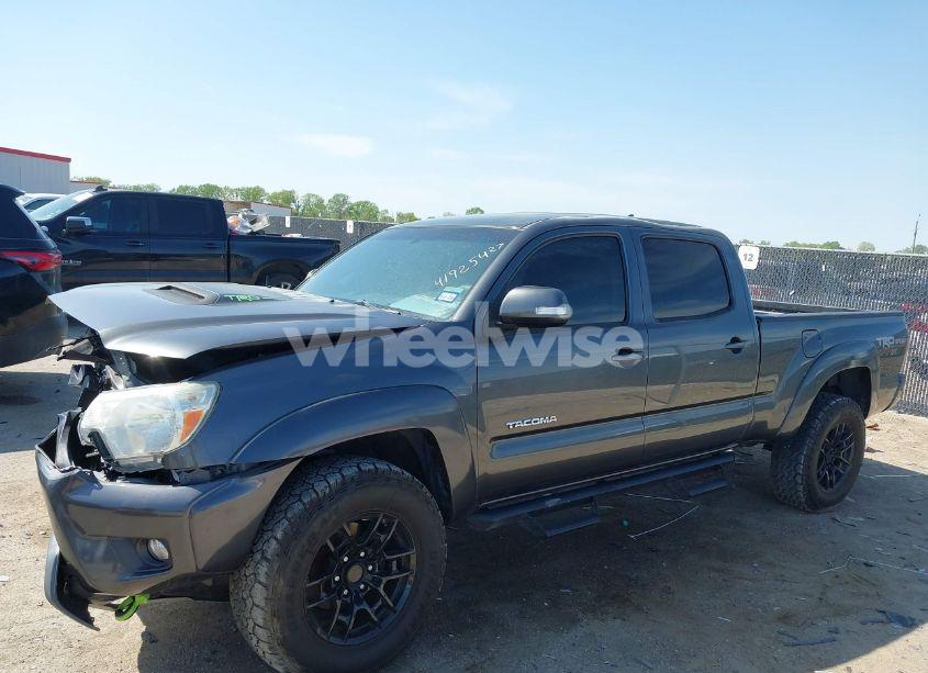Photo 14 of 2015 Toyota Tacoma PRERUNNER V6 (VIN 3TMKU4HN6FM044286)