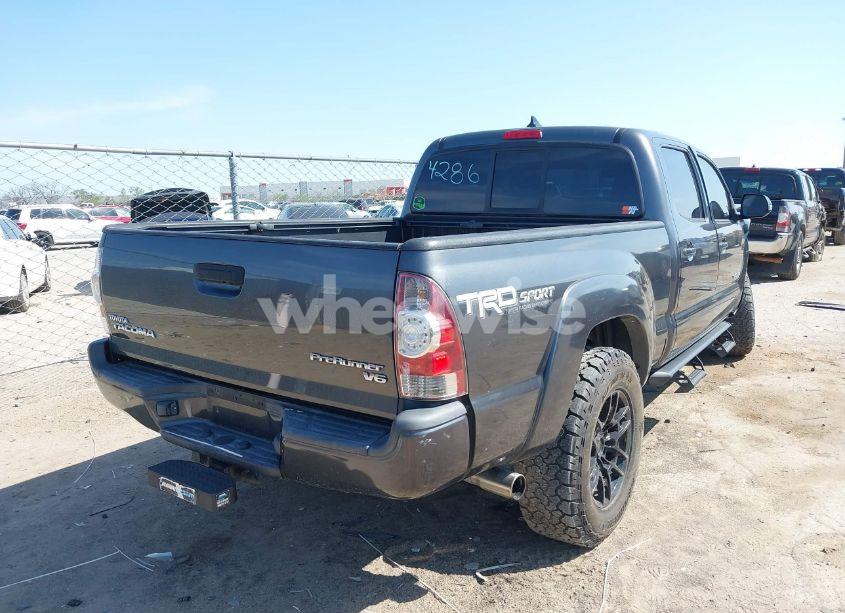 Photo 4 of 2015 Toyota Tacoma PRERUNNER V6 (VIN 3TMKU4HN6FM044286)