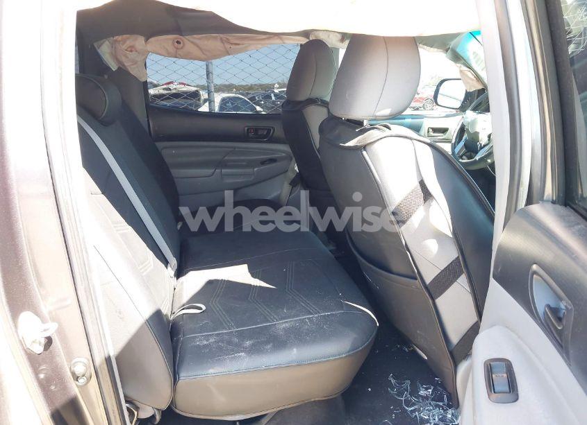 Photo 8 of 2015 Toyota Tacoma PRERUNNER V6 (VIN 3TMKU4HN6FM044286)
