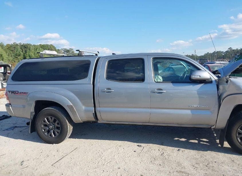 Photo 13 of 2015 Toyota Tacoma DBL CAB PRERUNNER LNG BED (VIN 3TMKU4HN7FM045964)