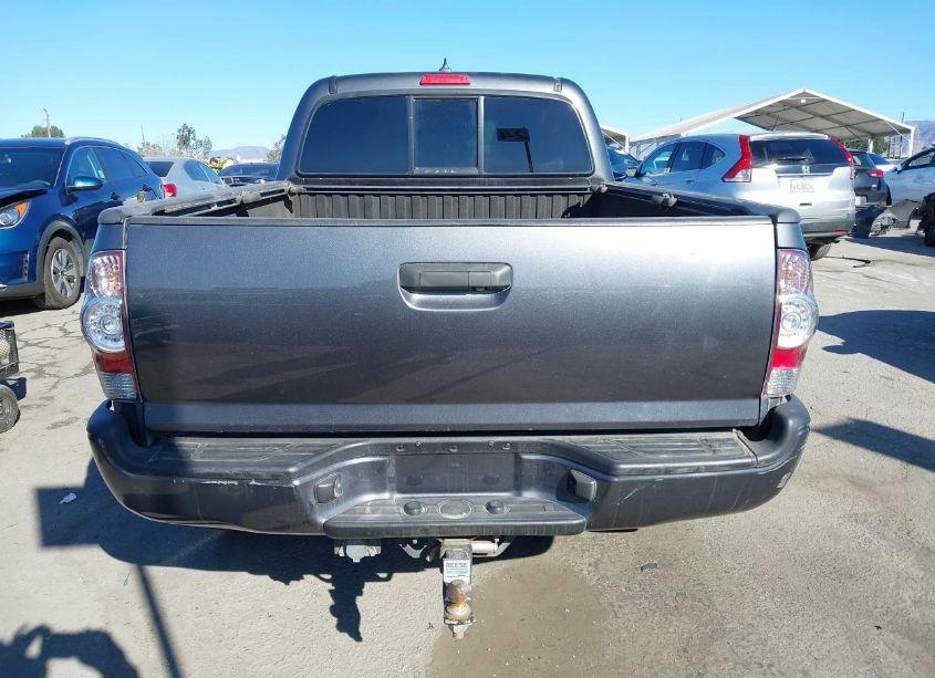 Photo 16 of 2014 Toyota Tacoma DBL CAB PRERUNNER LNG BED (VIN 3TMKU4HN9EM041008)