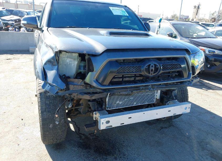 Photo 6 of 2014 Toyota Tacoma DBL CAB PRERUNNER LNG BED (VIN 3TMKU4HN9EM041008)