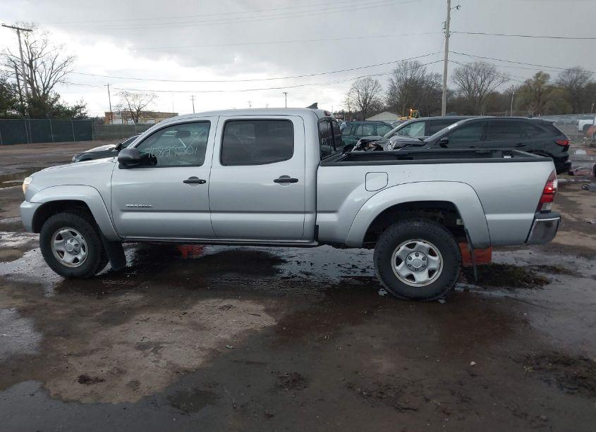 Photo 15 of 2012 Toyota Tacoma DBL CAB PRERUNNER LNG BED (VIN 3TMKU4HNXCM033481)