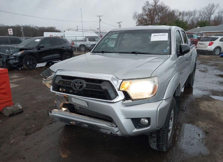 Photo 2 of 2012 Toyota Tacoma DBL CAB PRERUNNER LNG BED (VIN 3TMKU4HNXCM033481)