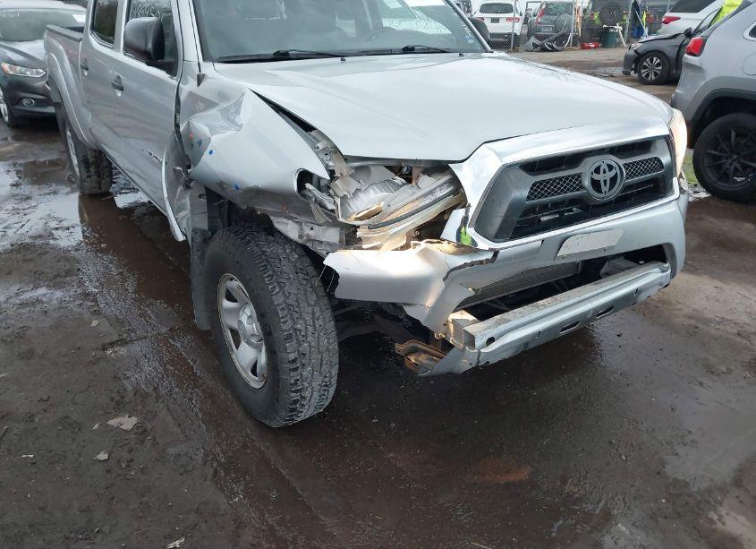 Photo 6 of 2012 Toyota Tacoma DBL CAB PRERUNNER LNG BED (VIN 3TMKU4HNXCM033481)