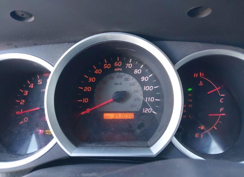 Photo 15 of 2005 Toyota Tacoma PRERUNNER V6 (VIN 3TMKU72N05M001815)