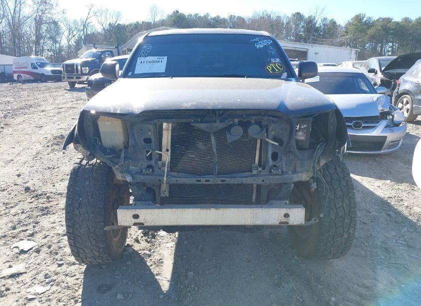 Photo 6 of 2005 Toyota Tacoma PRERUNNER V6 (VIN 3TMKU72N05M001815)