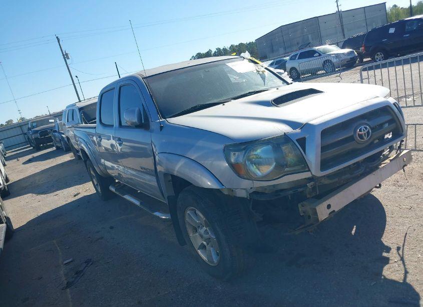 2009 Toyota Tacoma PRERUNNER V6 (VIN 3TMKU72N19M021318) main photo