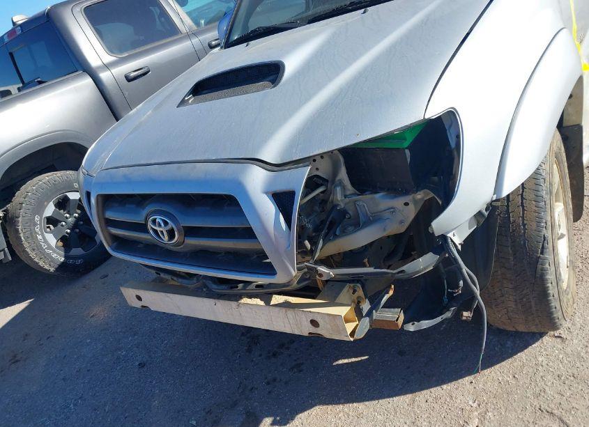 Photo 12 of 2009 Toyota Tacoma PRERUNNER V6 (VIN 3TMKU72N19M021318)