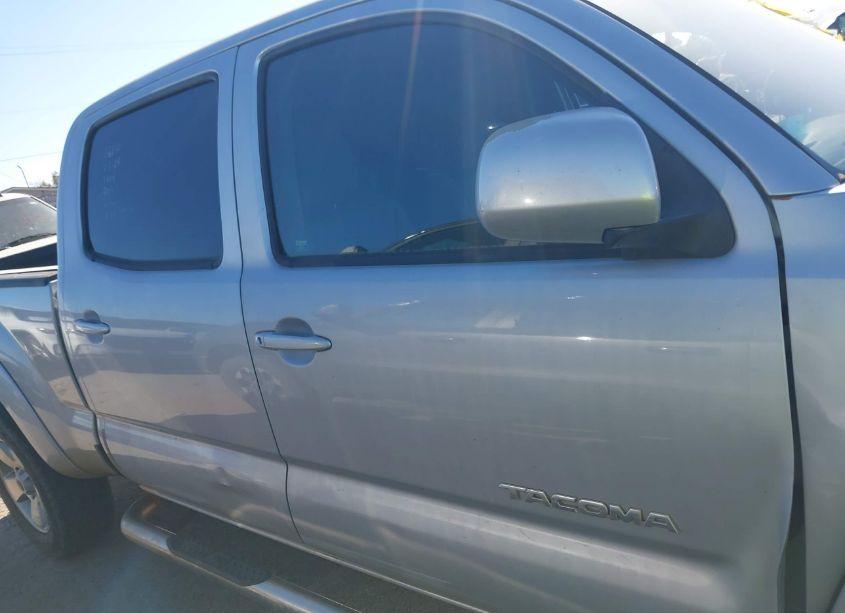 Photo 13 of 2009 Toyota Tacoma PRERUNNER V6 (VIN 3TMKU72N19M021318)