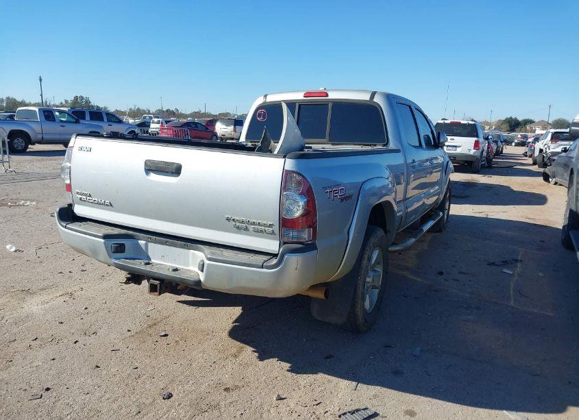 Photo 4 of 2009 Toyota Tacoma PRERUNNER V6 (VIN 3TMKU72N19M021318)