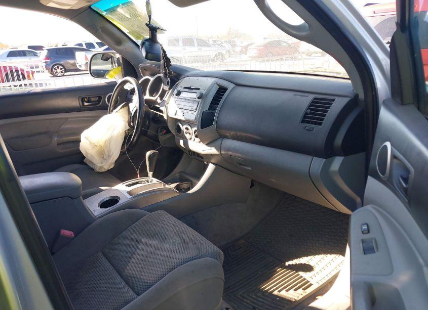 Photo 5 of 2009 Toyota Tacoma PRERUNNER V6 (VIN 3TMKU72N19M021318)