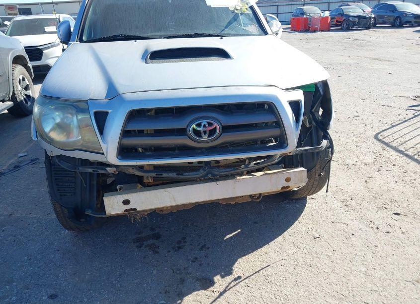 Photo 6 of 2009 Toyota Tacoma PRERUNNER V6 (VIN 3TMKU72N19M021318)