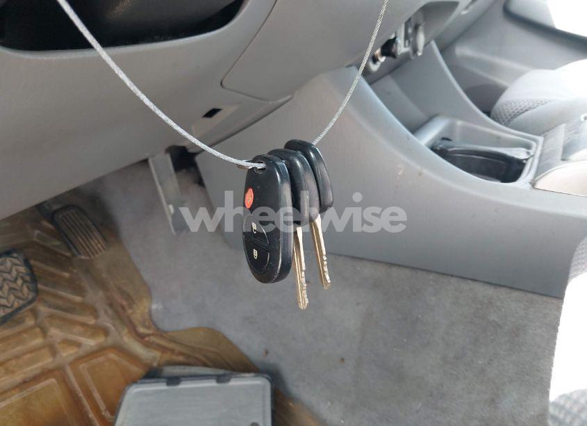 Photo 11 of 2009 Toyota Tacoma PRERUNNER V6 (VIN 3TMKU72N29M023157)