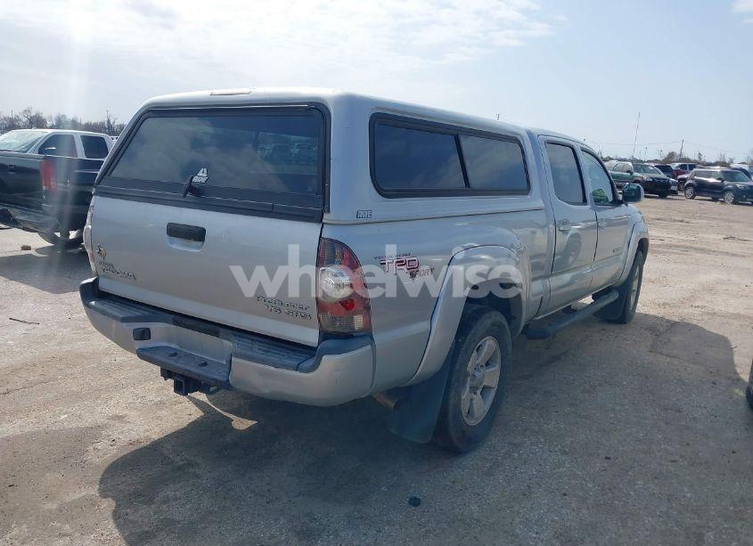 Photo 4 of 2009 Toyota Tacoma PRERUNNER V6 (VIN 3TMKU72N29M023157)