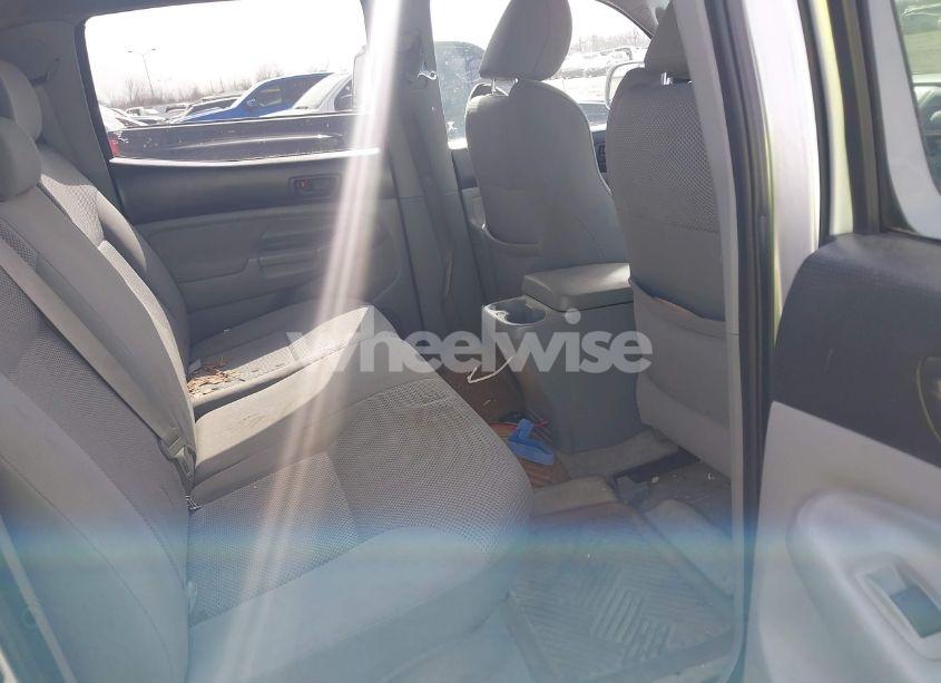 Photo 8 of 2009 Toyota Tacoma PRERUNNER V6 (VIN 3TMKU72N29M023157)