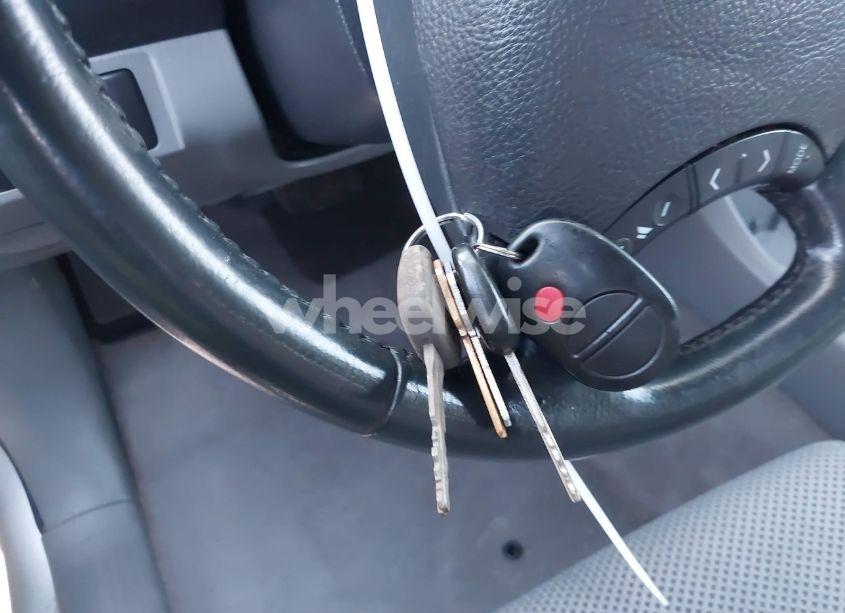 Photo 11 of 2005 Toyota Tacoma DBL CAB PRERUNNER LNG BED (VIN 3TMKU72N55M003155)