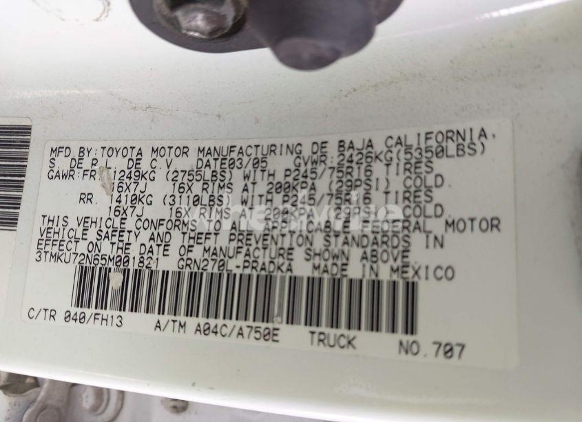 Photo 9 of 2005 Toyota Tacoma PRERUNNER V6 (VIN 3TMKU72N65M001821)