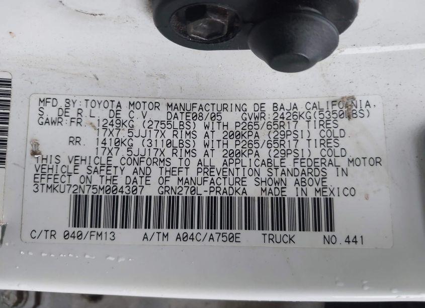 Photo 9 of 2005 Toyota Tacoma DBL CAB PRERUNNER LNG BED (VIN 3TMKU72N75M004307)