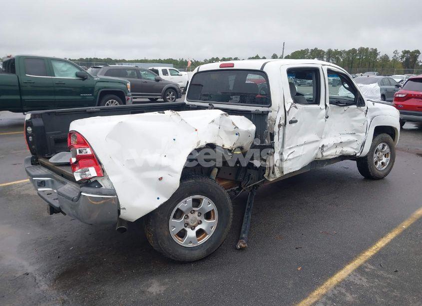 Photo 4 of 2008 Toyota Tacoma PRERUNNER V6 (VIN 3TMKU72N78M014291)