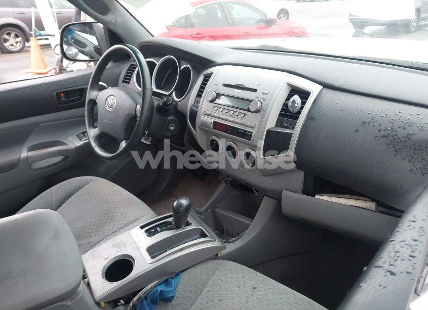 Photo 5 of 2008 Toyota Tacoma PRERUNNER V6 (VIN 3TMKU72N78M014291)