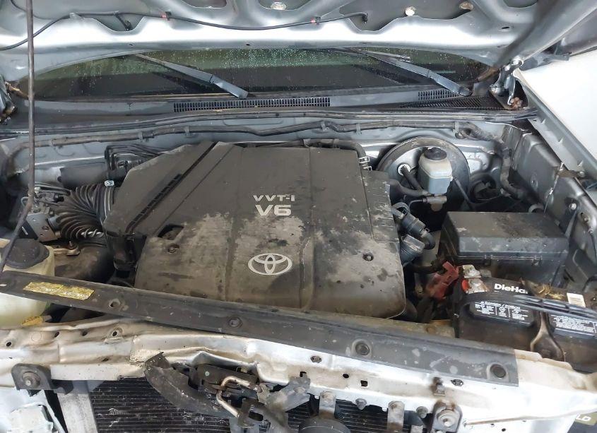 Photo 10 of 2006 Toyota Tacoma PRERUNNER V6 (VIN 3TMKU72N86M008867)