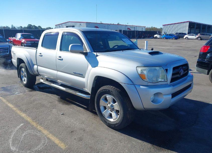 2007 Toyota Tacoma DBL CAB PRERUNNER LNG BED (VIN 3TMKU72NX7M013568) main photo