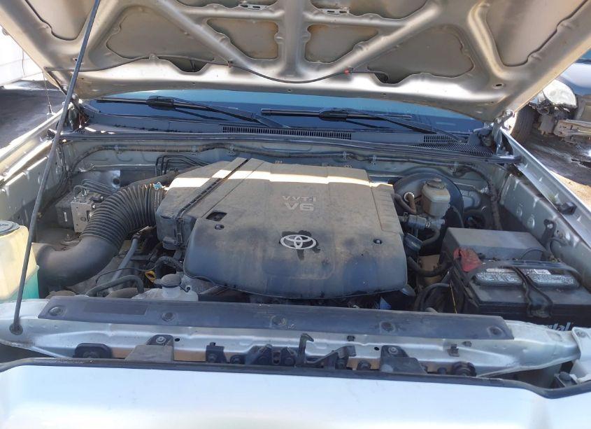 Photo 10 of 2007 Toyota Tacoma DBL CAB PRERUNNER LNG BED (VIN 3TMKU72NX7M013568)