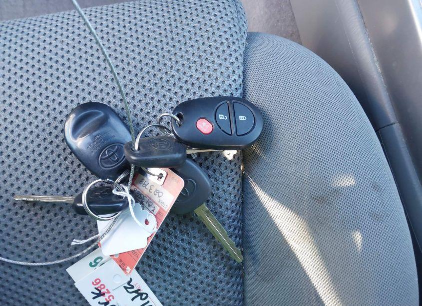 Photo 11 of 2007 Toyota Tacoma DBL CAB PRERUNNER LNG BED (VIN 3TMKU72NX7M013568)