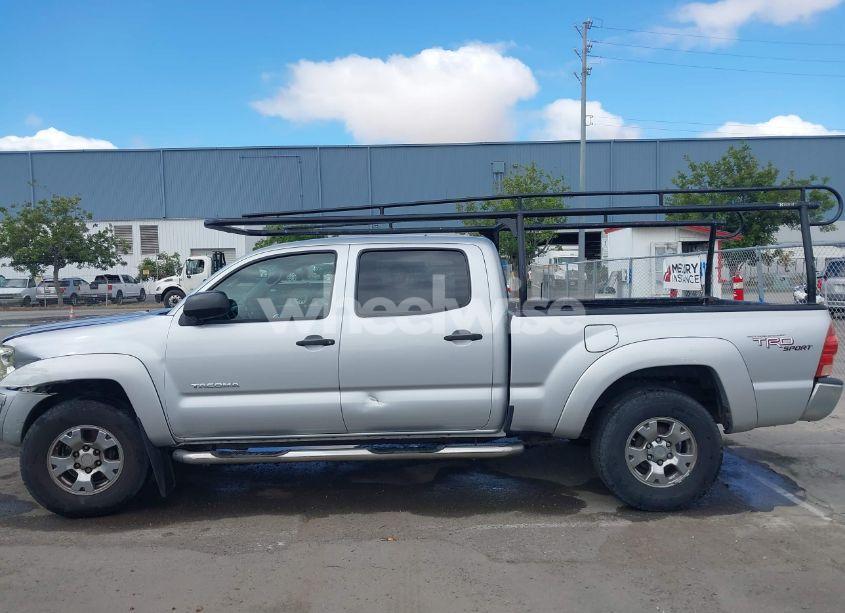 Photo 14 of 2008 Toyota Tacoma PRERUNNER V6 (VIN 3TMKU72NX8M016830)