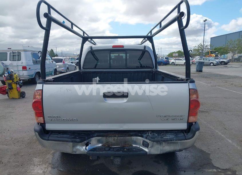 Photo 16 of 2008 Toyota Tacoma PRERUNNER V6 (VIN 3TMKU72NX8M016830)