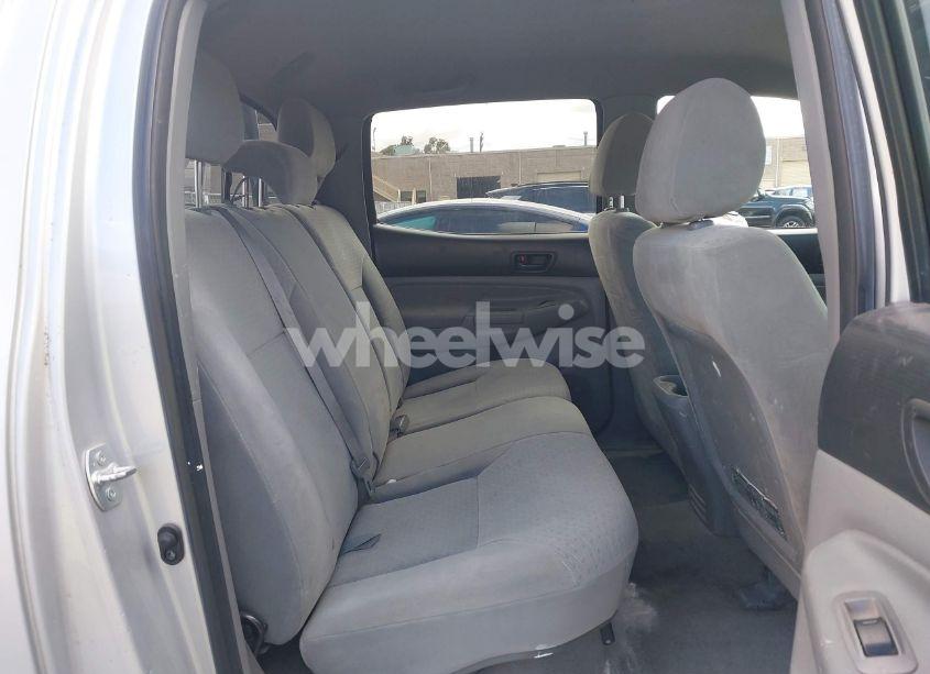 Photo 8 of 2008 Toyota Tacoma PRERUNNER V6 (VIN 3TMKU72NX8M016830)