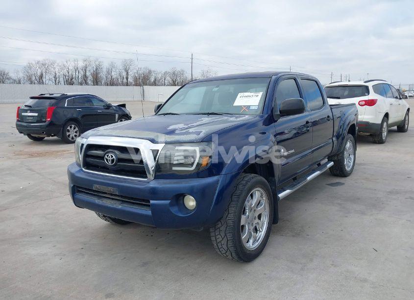 Photo 2 of 2008 Toyota Tacoma PRERUNNER V6 (VIN 3TMKU72NX8M017461)