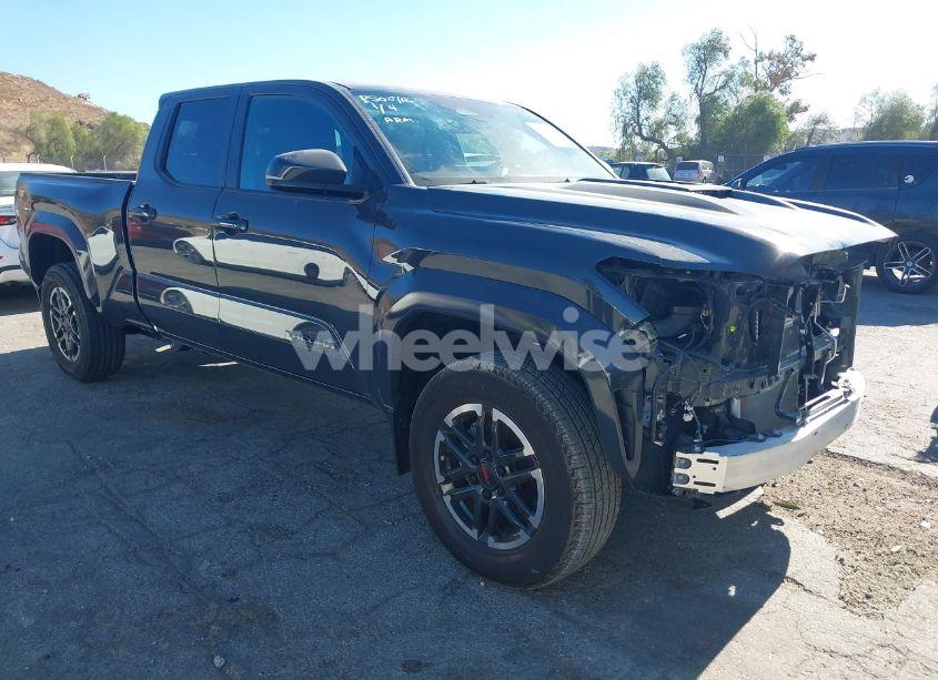 2024 Toyota Tacoma TRD SPORT (VIN 3TMLB5FN3RM001404) main photo