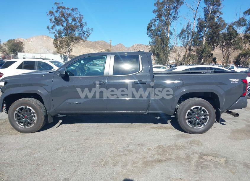 Photo 15 of 2024 Toyota Tacoma TRD SPORT (VIN 3TMLB5FN3RM001404)