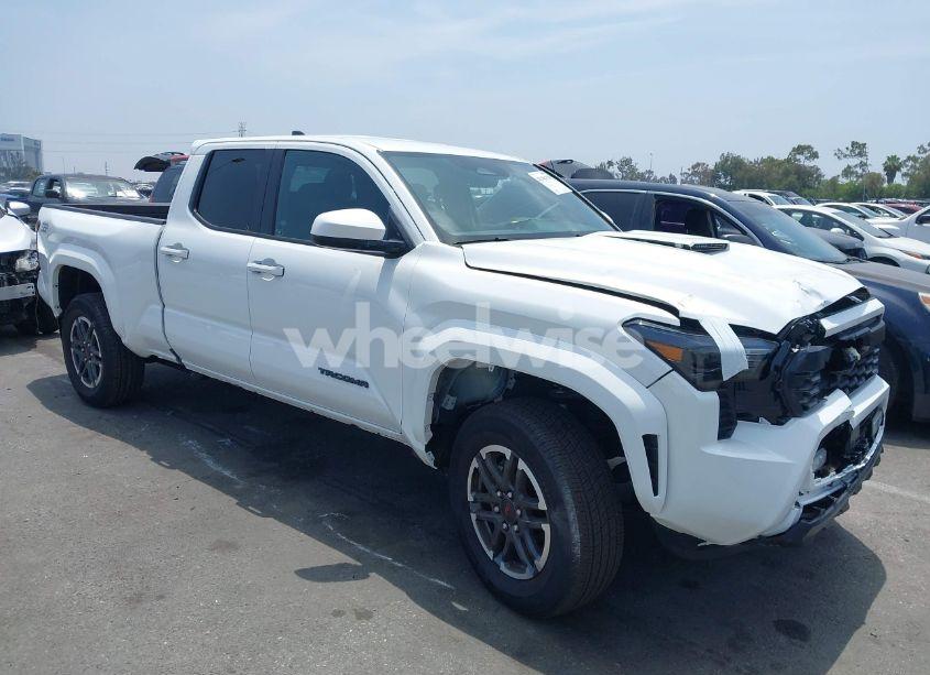 2024 Toyota Tacoma TRD SPORT 2WD (VIN 3TMLB5FN7RM013457) main photo