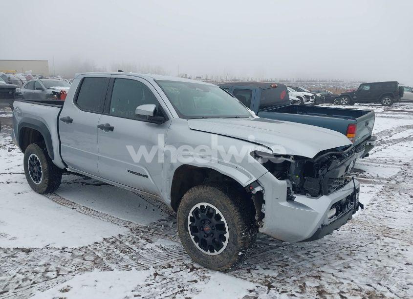 2024 Toyota Tacoma TRD OFF ROAD (VIN 3TMLB5JN0RM001545) main photo
