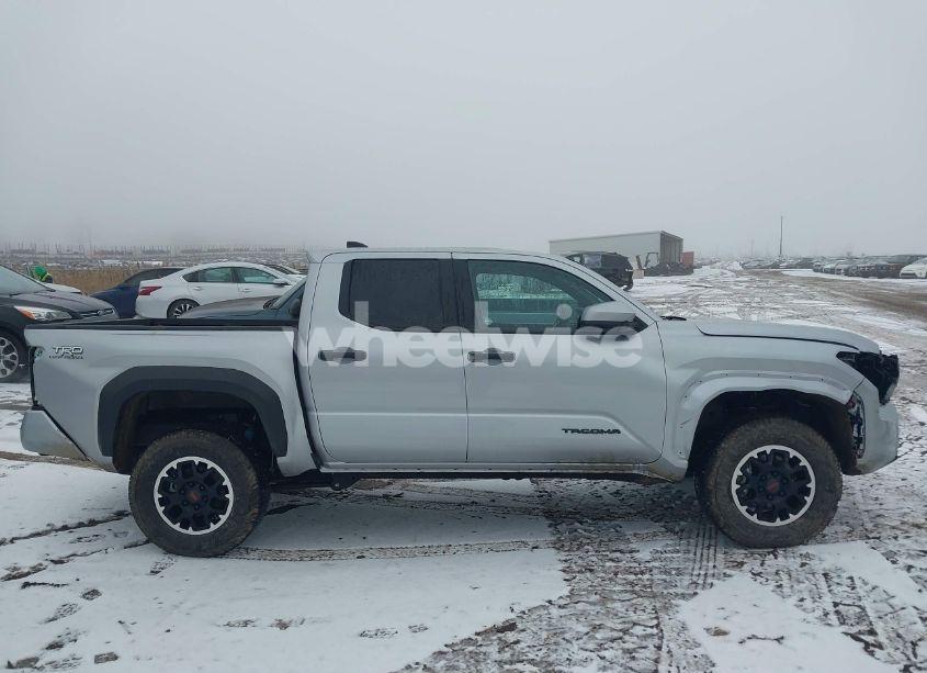 Photo 13 of 2024 Toyota Tacoma TRD OFF ROAD (VIN 3TMLB5JN0RM001545)