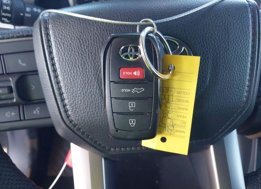Photo 10 of 2024 Toyota Tacoma DOUBLE CAB/SR5/TRD SPORT/TRD OFF ROAD/LTD (VIN 3TMLB5JN0RM054486)