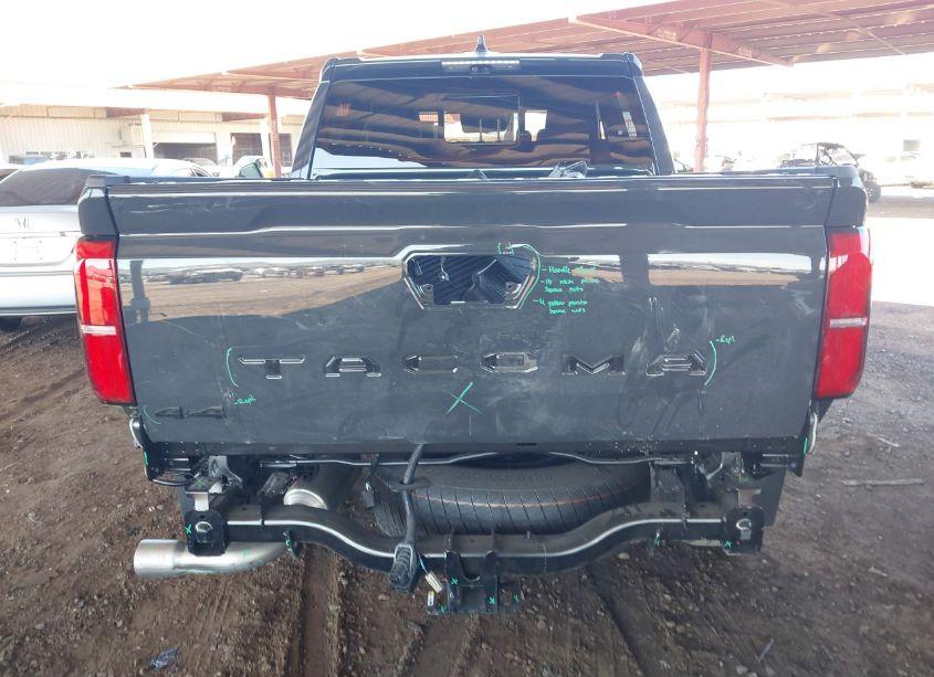 Photo 15 of 2024 Toyota Tacoma DOUBLE CAB/SR5/TRD SPORT/TRD OFF ROAD/LTD (VIN 3TMLB5JN0RM054486)