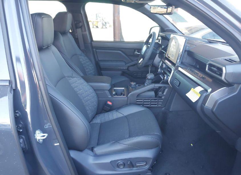 Photo 4 of 2024 Toyota Tacoma DOUBLE CAB/SR5/TRD SPORT/TRD OFF ROAD/LTD (VIN 3TMLB5JN0RM054486)