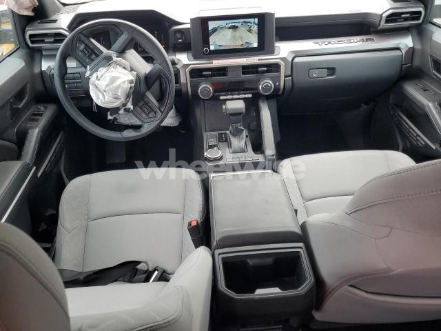 Photo 2 of 2024 TOYOTA TACOMA DOUBLE CAB (VIN 3TMLB5JN0RM071045)