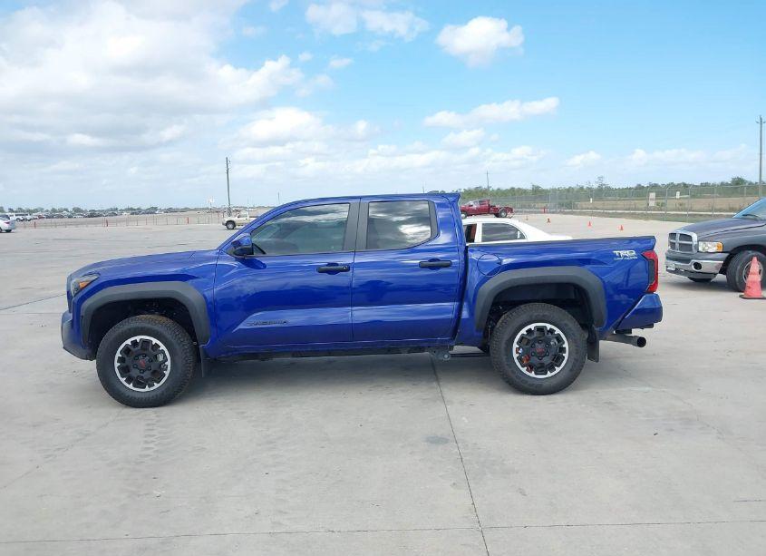 Photo 14 of 2024 Toyota Tacoma TRD OFF ROAD (VIN 3TMLB5JN1RM021397)