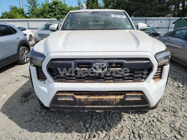 Photo 8 of 2025 TOYOTA TACOMA DOUBLE CAB (VIN 3TMLB5JN1SM101157)
