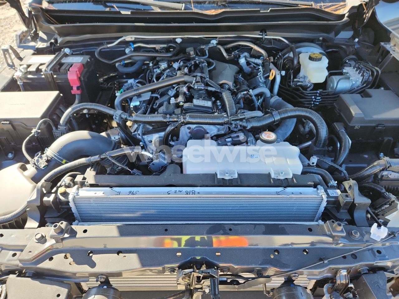 Photo 11 of 2025 TOYOTA TACOMA DOUBLE CAB (VIN 3TMLB5JN1SM160791)