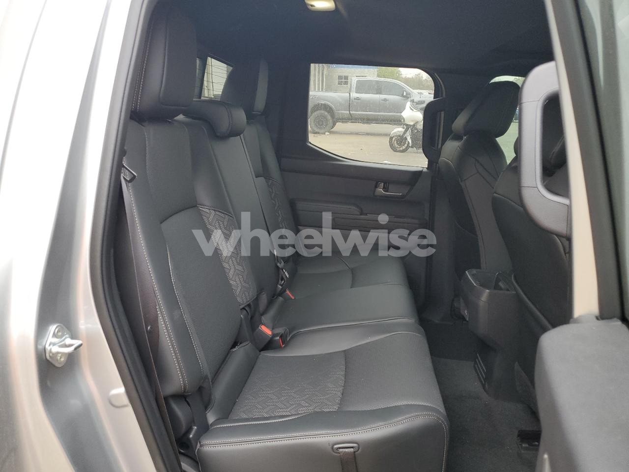 Photo 10 of 2024 TOYOTA TACOMA DOUBLE CAB (VIN 3TMLB5JN2RM002969)