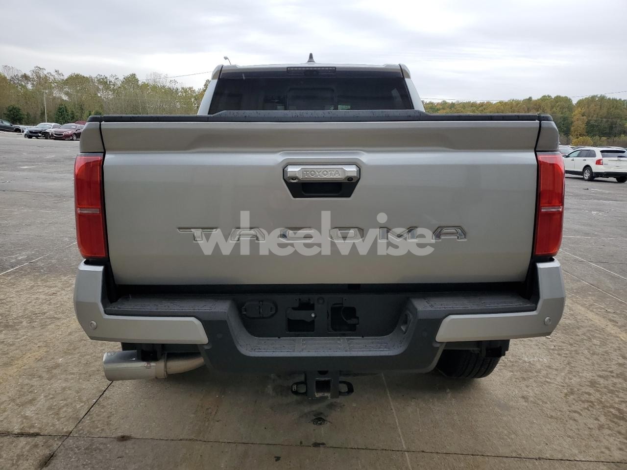 Photo 6 of 2024 TOYOTA TACOMA DOUBLE CAB (VIN 3TMLB5JN2RM002969)