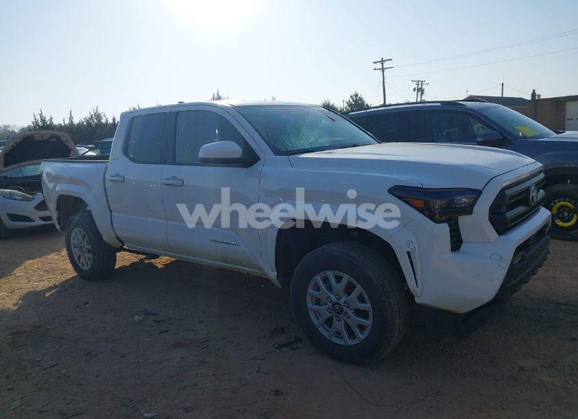 Photo 13 of 2024 Toyota Tacoma SR5 4WD (VIN 3TMLB5JN2RM029041)